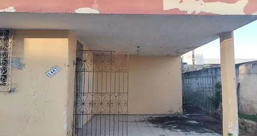 Casa com 3 quartos à venda no Lagoa Nova, Natal