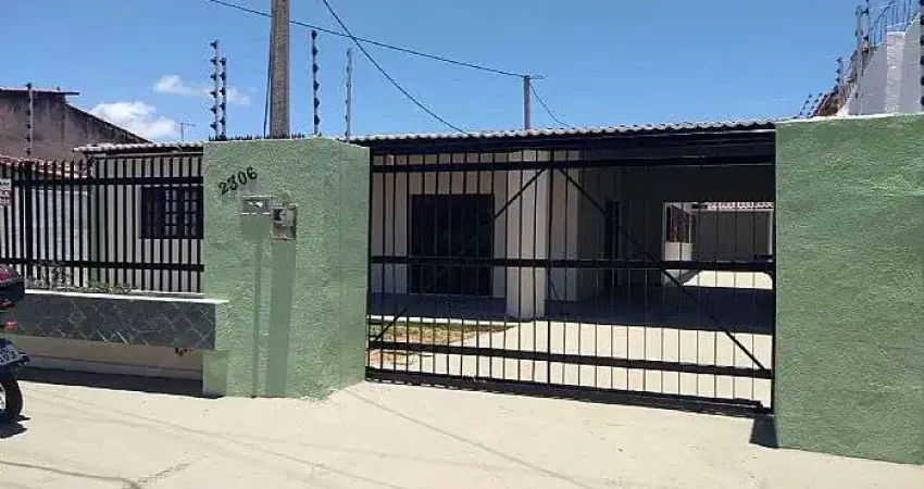 Casa com 4 quartos para alugar no Ponta Negra, Natal