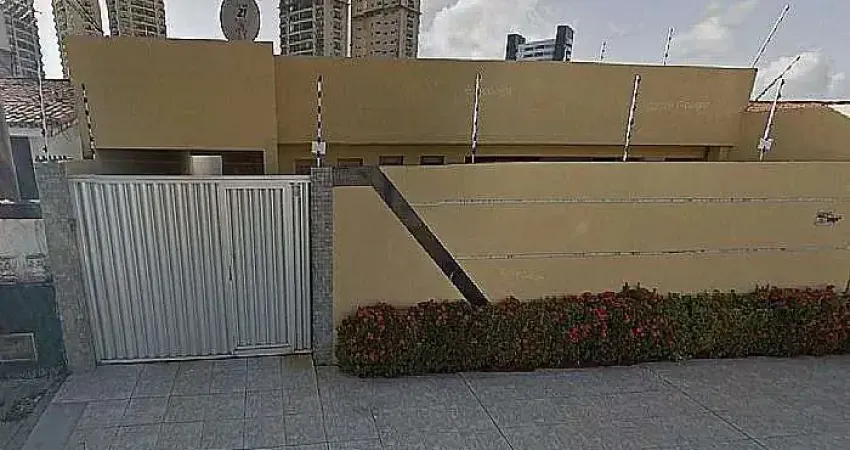 Casa com 3 quartos à venda no Candelária, Natal 