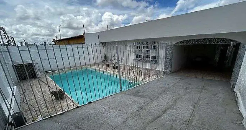 Casa com 3 quartos à venda no Lagoa Nova, Natal