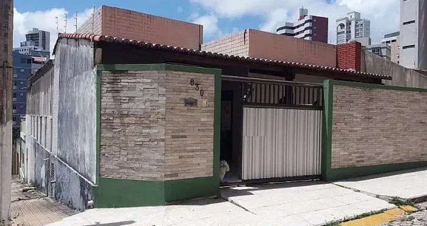 Casa à Venda - Petrópolis - Natal/RN