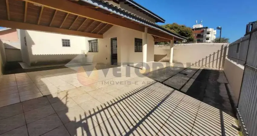 Casa com 4 quartos à venda na Rua Irineu Meirelles, 123, Indaiá, Caraguatatuba