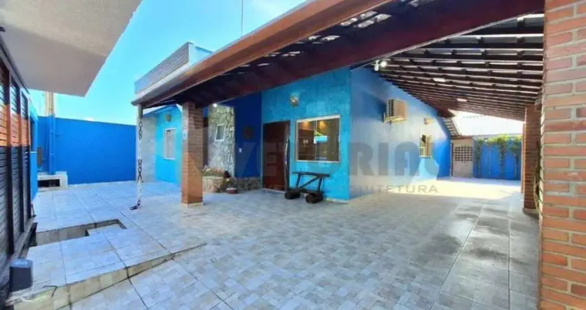Casa com 4 quartos à venda na Rua Suely de Loyola Coelho, 800, Jardim Britânia, Caraguatatuba