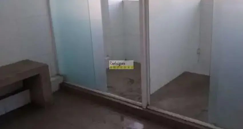 LOCAÇÃO- Salão com 330 metros na Antonio Emerick/SV
