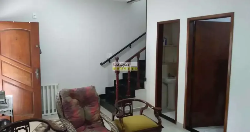Triplex em Cond, 3 dorms, suíte, duas vagas, Vl Valença