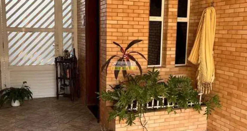 Casa com 3 quartos, Vila Valença, São Vicente - R$ 640 mil, Cod: 4160
