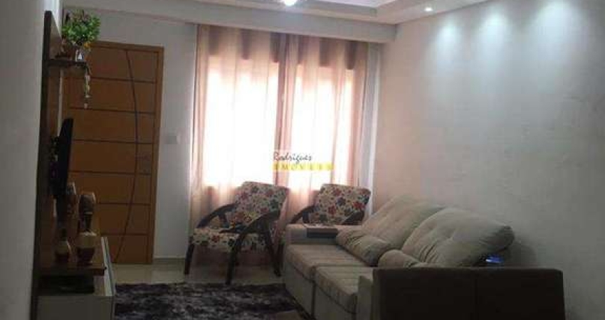 Excelente Sobrado com 4 dorms, Vila Voturua/SV - R$ 440 mil