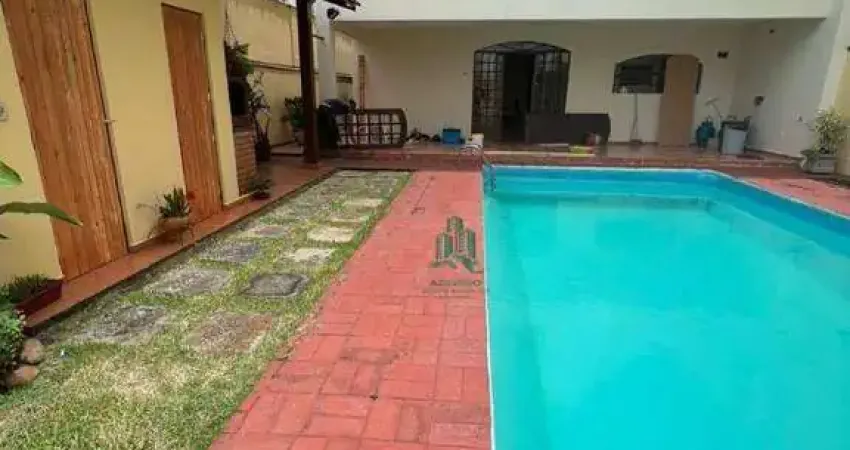 Sobrado com 3 dormitórios à venda, 440 m² por R$ 1.500.000,00 - Vila Milton - Guarulhos/SP