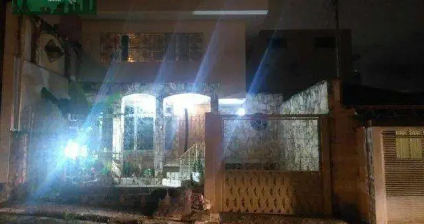 Sobrado com 3 dormitórios à venda por R$ 1.200.000,00 - Vila Galvão - Guarulhos/SP
