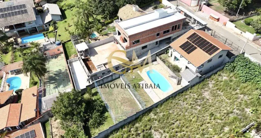 Casa em associação de moradores com portaria 24 horas em Atibaia