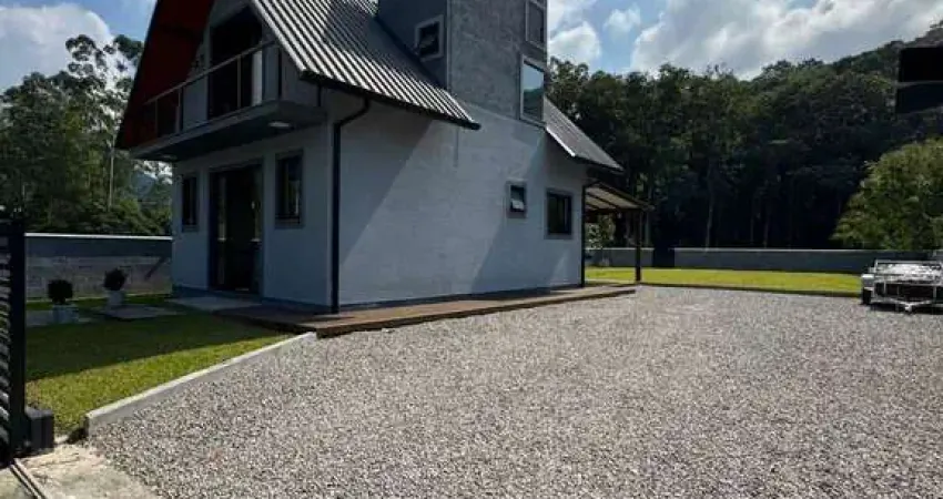 Chácara Deslumbrante - 2 Mil Metros Quadrados (Varginha - Santo Amaro da Imperatriz)