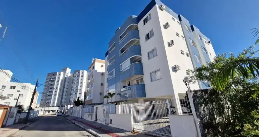Apartamento Alto Padrão com 03 Quartos no Pagani em Palhoça/SC