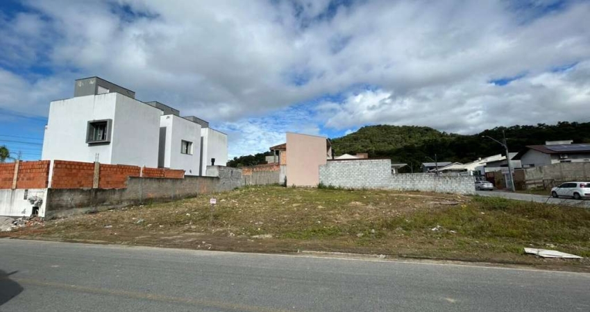 Terreno em uma Excelente Localização - Bairro Bela Vista
