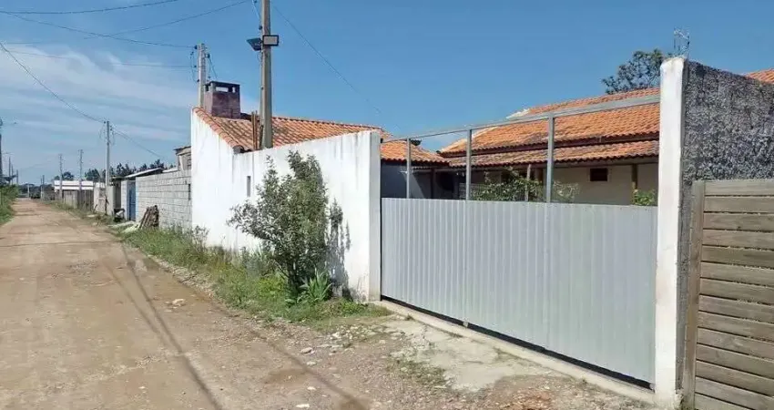 Excelente casa com piscina na passagem do maciambu em palhoça/sc!