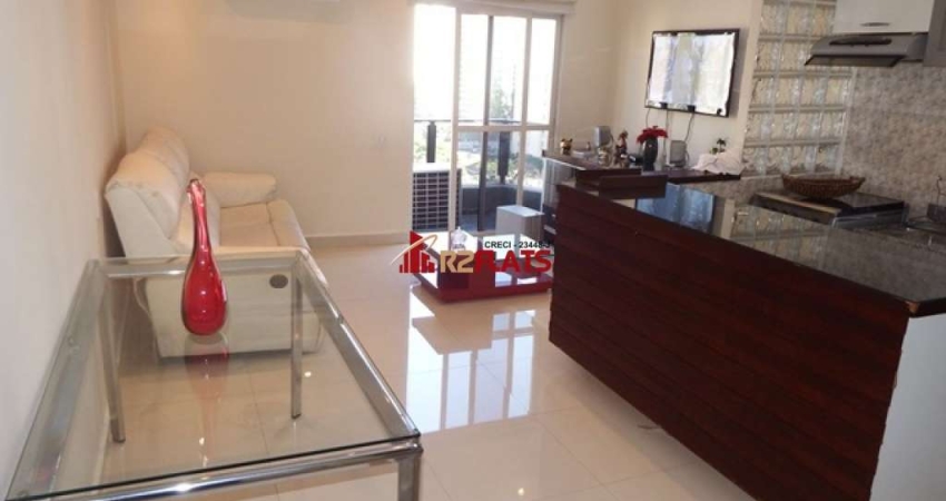 Flat com 1 quarto para alugar na Avenida Moema, 177, Moema, São Paulo