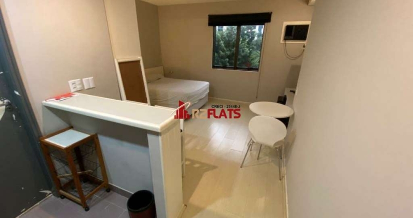 Flat com 1 quarto para alugar na Avenida Ibijaú, 364, Moema, São Paulo