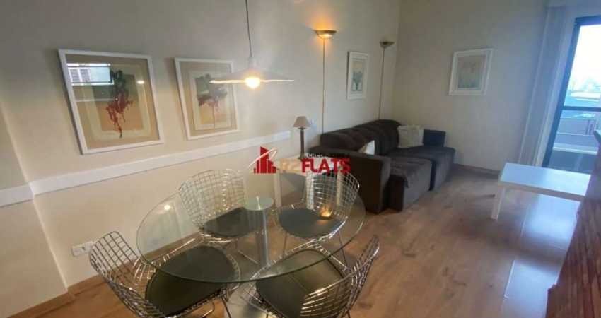Flat com 1 quarto para alugar na Avenida Moema, 177, Moema, São Paulo
