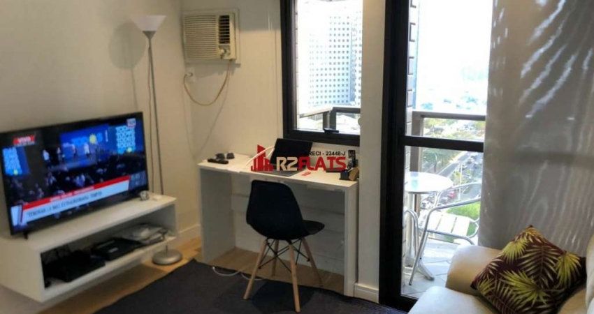 Flat com 1 quarto para alugar na Avenida Ibijaú, 364, Moema, São Paulo