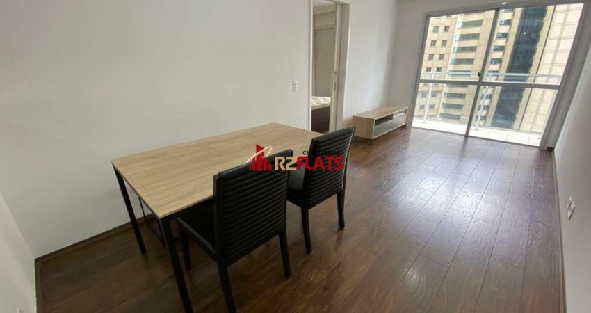 Flat com 1 quarto para alugar na Rua Juquis, 391, Moema, São Paulo