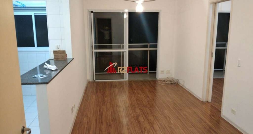 Flat com 1 quarto para alugar na Rua Juquis, 391, Moema, São Paulo