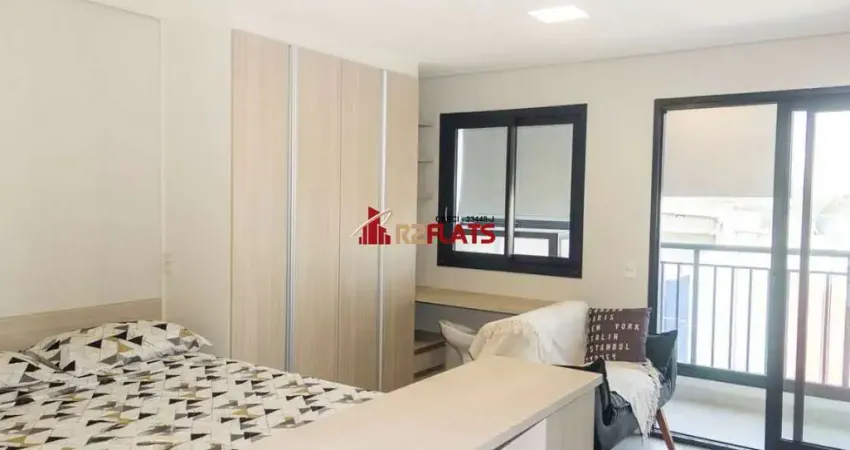 Flat com 1 quarto para alugar na Avenida das Carinas, 301, Indianópolis, São Paulo