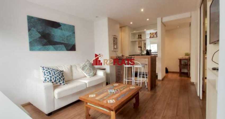 Flat com 1 quarto para alugar na Avenida Ibijaú, 364, Moema, São Paulo