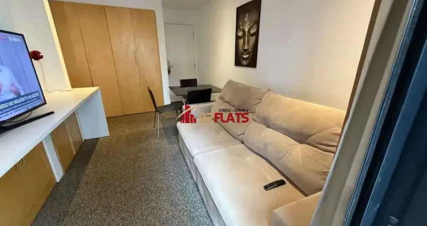 Flat com 1 quarto para alugar na Avenida Lavandisca, 365, Moema, São Paulo