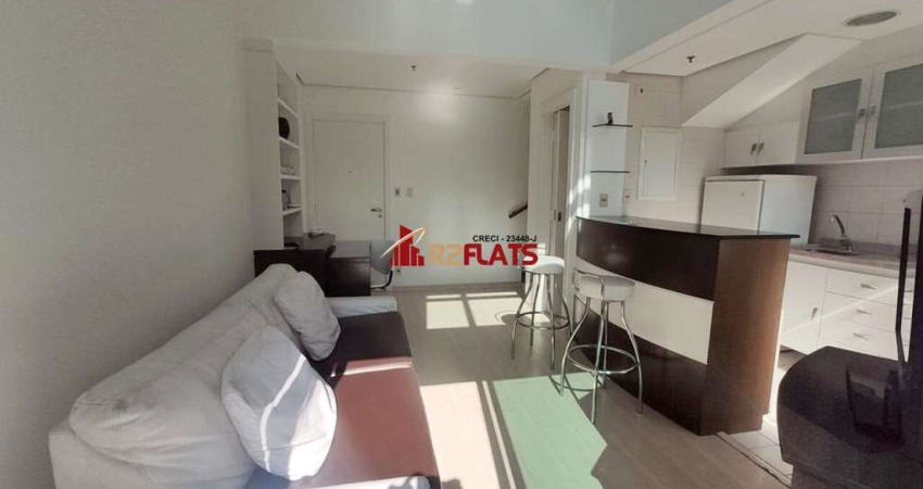 Flat com 1 quarto para alugar na Avenida Ibijaú, 355, Moema, São Paulo