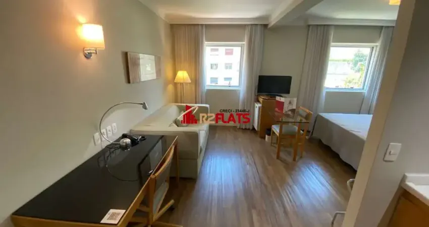 Flat com 1 quarto para alugar na Rua Oscar Freire, 1948, Pinheiros, São Paulo