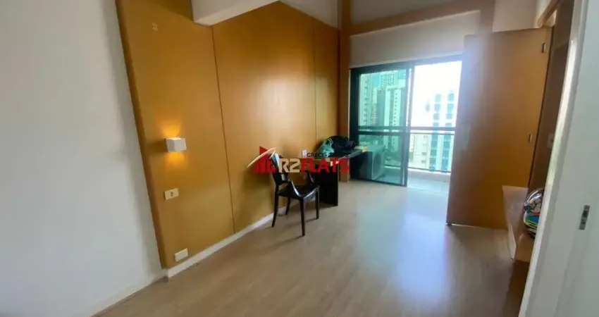 Flat com 1 quarto para alugar na Avenida Ibijaú, 355, Moema, São Paulo
