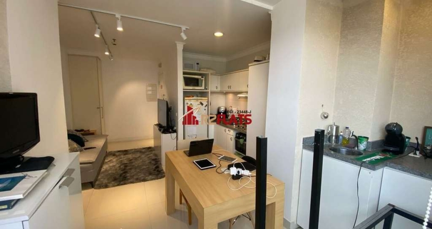 Flat com ótimo preço no bairro Campo Belo. Confira!
