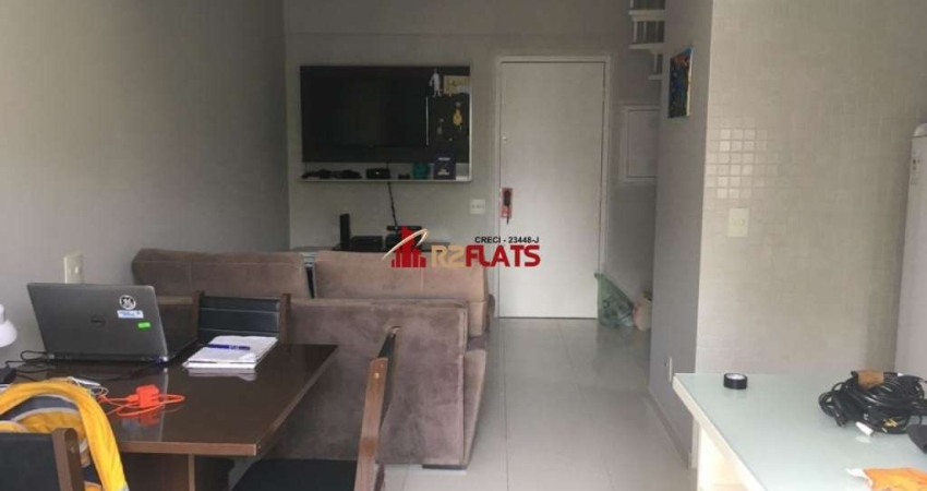 Flat com 1 quarto para alugar na Avenida Moema, 177, Moema, São Paulo