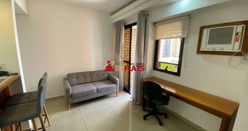 Flat com 1 quarto para alugar na Avenida Ibijaú, 364, Moema, São Paulo