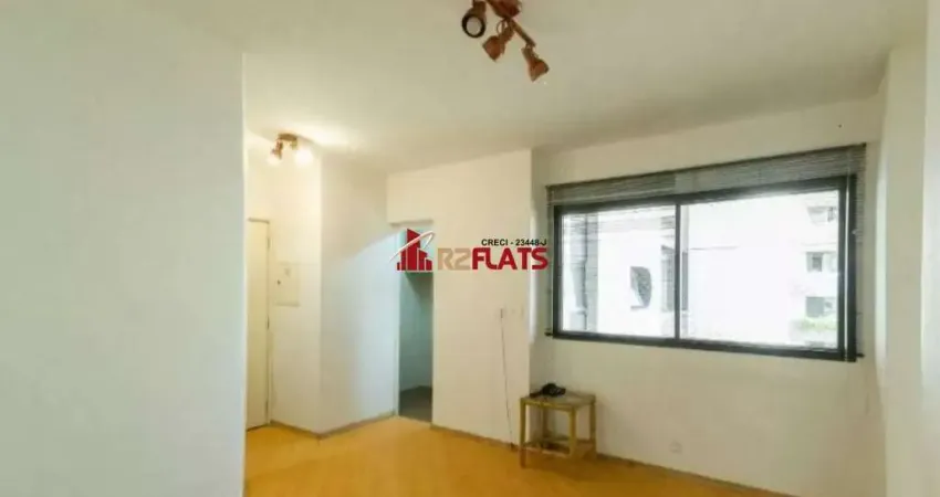 Flat com 2 quartos para alugar na Rua Juquis, 31, Moema, São Paulo