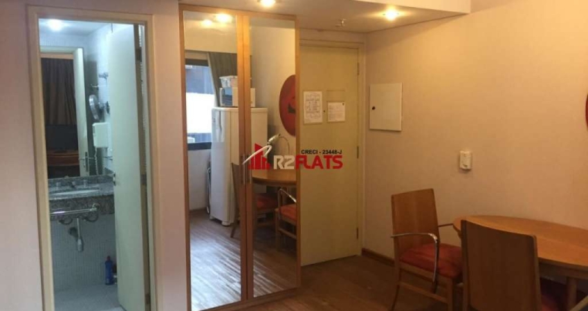 Flat com 1 quarto para alugar na Avenida Rouxinol, 55, Moema, São Paulo