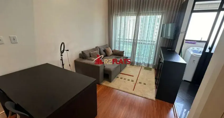 Flat com 1 quarto para alugar na Avenida Ibijaú, 355, Moema, São Paulo