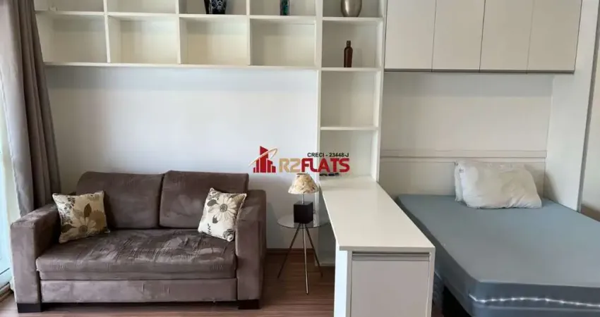 Flat com 1 quarto para alugar na Avenida Santo Amaro, 4111, Brooklin, São Paulo