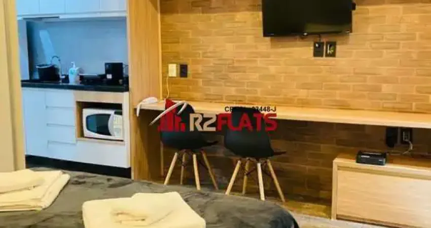 Flat com 1 quarto para alugar na Avenida das Carinas, 301, Indianópolis, São Paulo