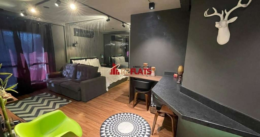 Flat com 1 quarto à venda na Avenida Miruna, 320, Moema, São Paulo
