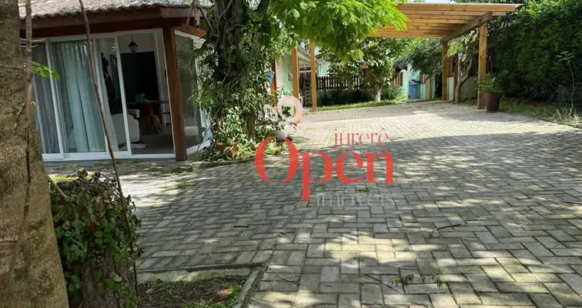 Oportunidade casa venda em amplo terreno-florianópolis/sc