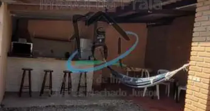 Casa para Venda em Ubatuba, Praia da Lagoinha, 4 dormitórios, 1 suíte, 3 banheiros, 3 vagas
