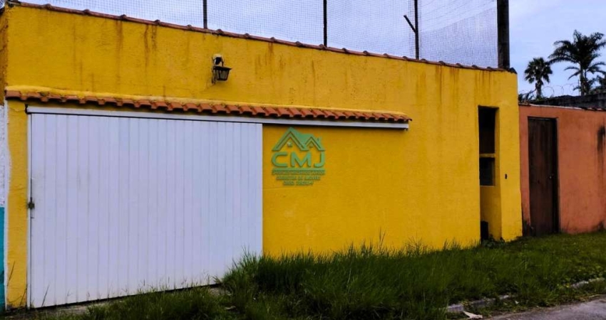 Casa para Venda em Caraguatatuba, Massaguaçu, 2 dormitórios, 1 suíte, 2 banheiros, 2 vagas