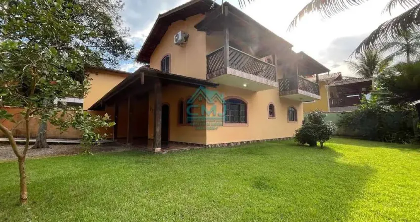 Sobrado para Venda em Ubatuba, Perequê Mirim, 2 dormitórios, 1 suíte, 2 banheiros, 2 vagas