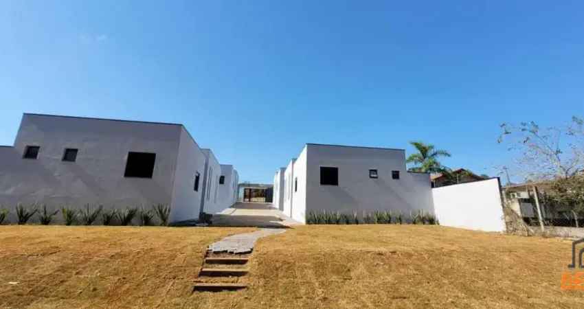 Casa em Condomínio para Venda em Atibaia, Jardim Estância Brasil, 3 dormitórios, 3 suítes, 4 banheiros, 2 vagas
