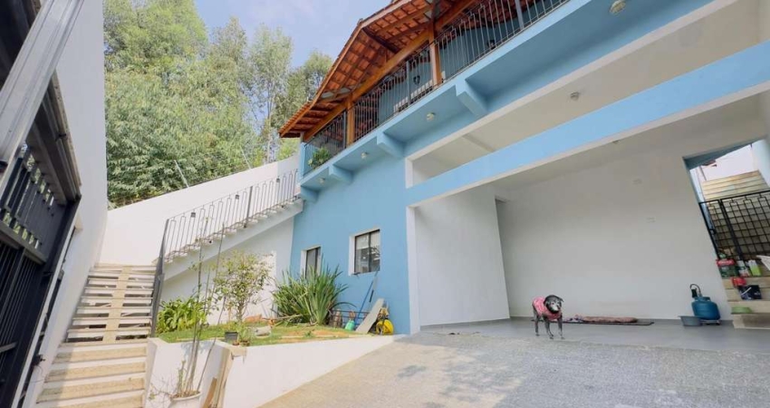 Casa para Venda em Mairiporã, Lavapés, 3 dormitórios, 1 suíte, 3 banheiros, 4 vagas