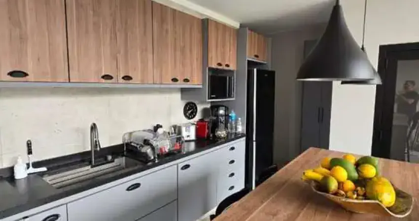 Casa para Venda em Atibaia, Jardim Maristela, 2 dormitórios, 2 suítes, 3 banheiros, 3 vagas
