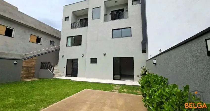 Casa para Venda em Atibaia, Centro, 3 dormitórios, 3 suítes, 4 banheiros, 2 vagas