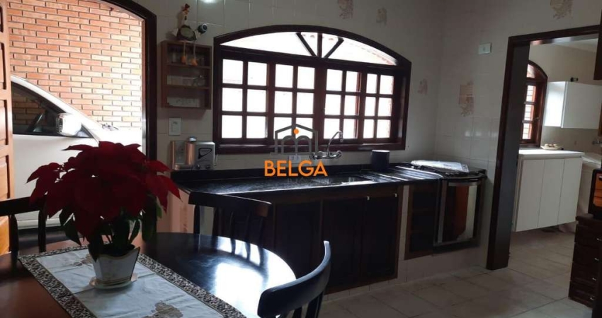 Casa para Venda em Atibaia, Jardim Alvinópolis, 4 dormitórios, 2 suítes, 3 banheiros, 2 vagas