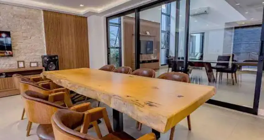 Casa com 4 quartos à venda na Avenida das Palmeiras, 547, Condomínio Belvedere, Cuiabá