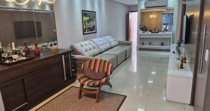 Casa com 3 quartos à venda na Avenida das Palmeiras, 464, Jardim Imperial, Cuiabá